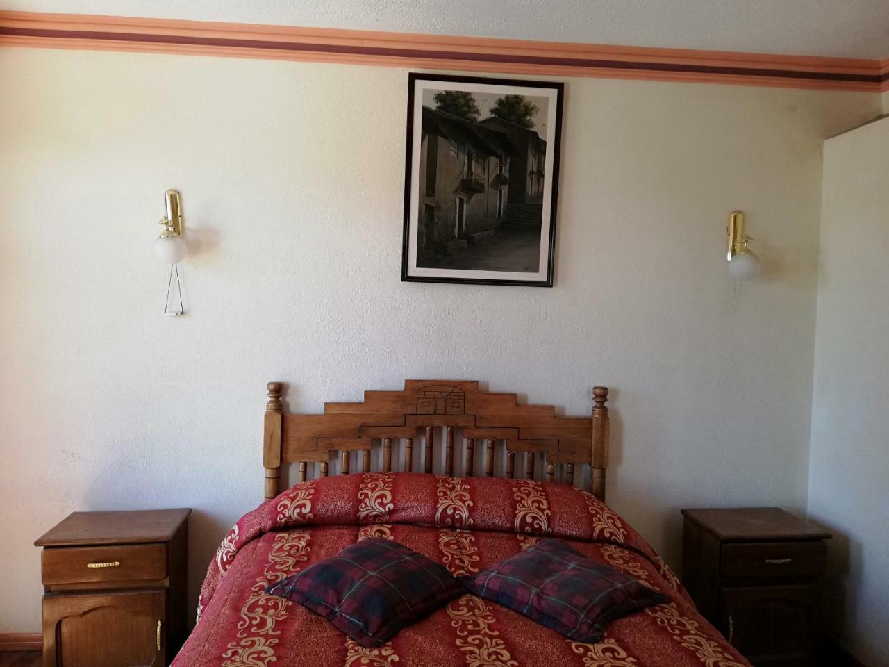Hotel Las Kantutas Copacabana  Extérieur photo