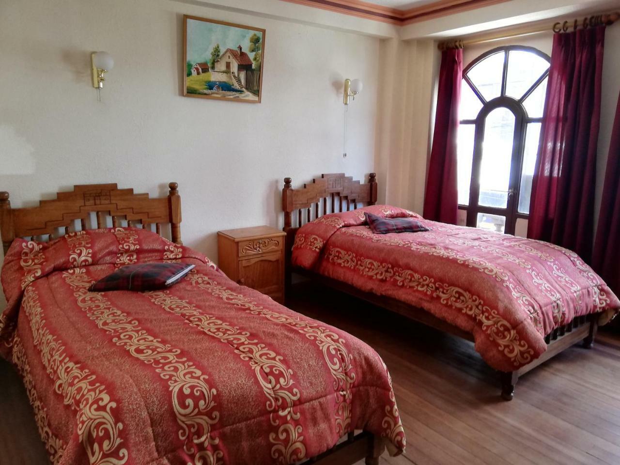 Hotel Las Kantutas Copacabana  Extérieur photo